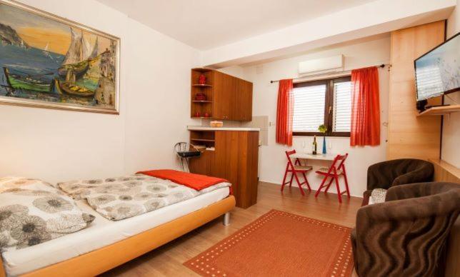 Centar 1 Private Room With Ensuite And Kitchenette Split Eksteriør bilde
